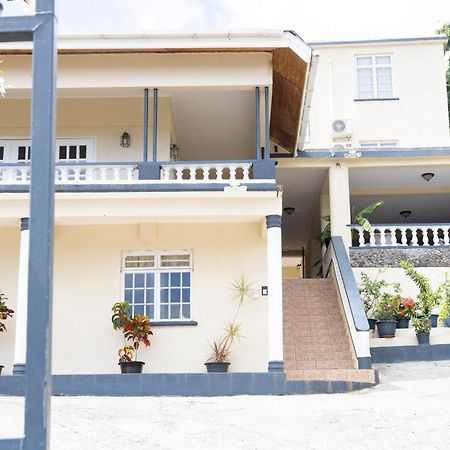 La Maison 29 Roseau Dış mekan fotoğraf